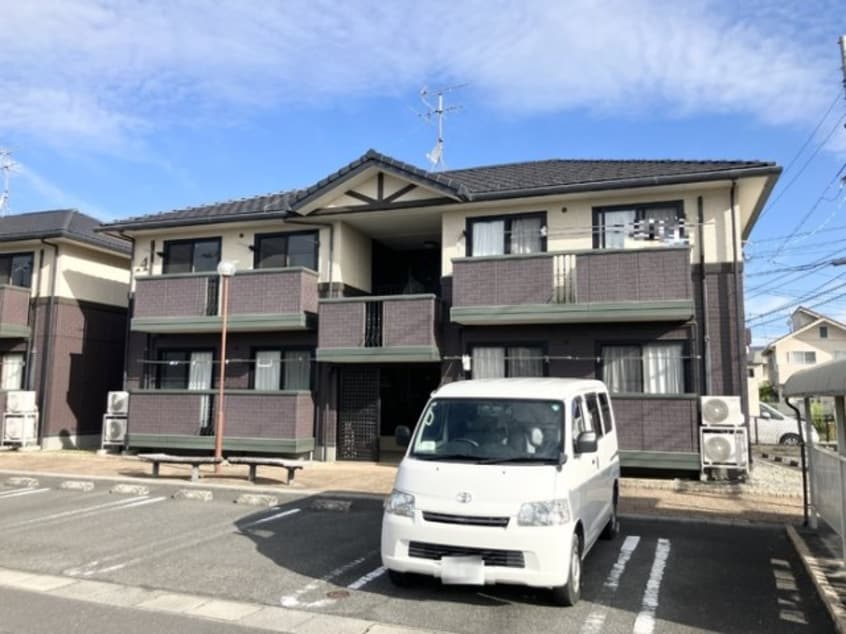  ロイヤルガーデンミルフィー　A棟