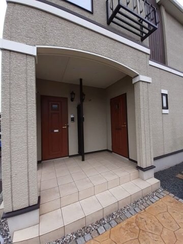  ラ・ベルコリーヌＢ