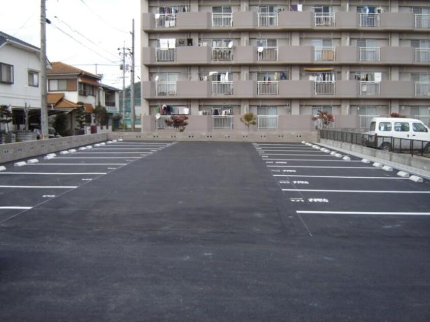 外観写真（昼） グランパレス・Ｋ