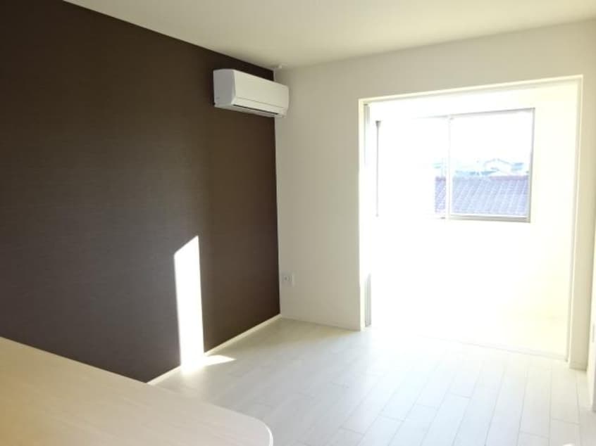 リビング ラーナ　ニシノウチ