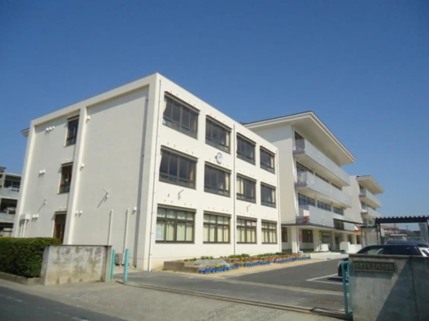 倉敷市立老松小学校(小学校)まで776m サンワビル