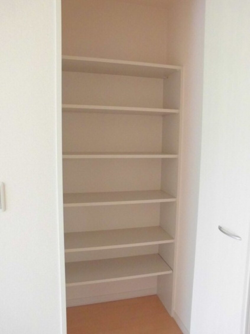  モンシャトー中央