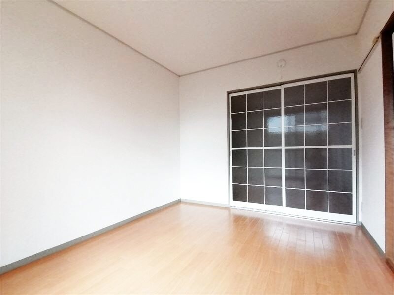  ドミール山田B棟