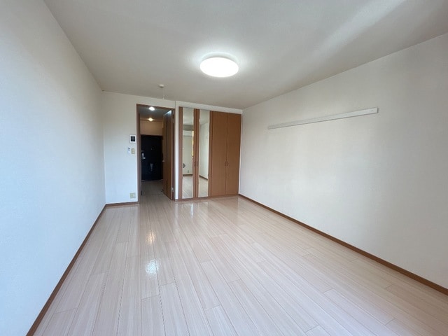  ヴィア　イン　シンタク