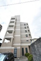 パーク三同の外観