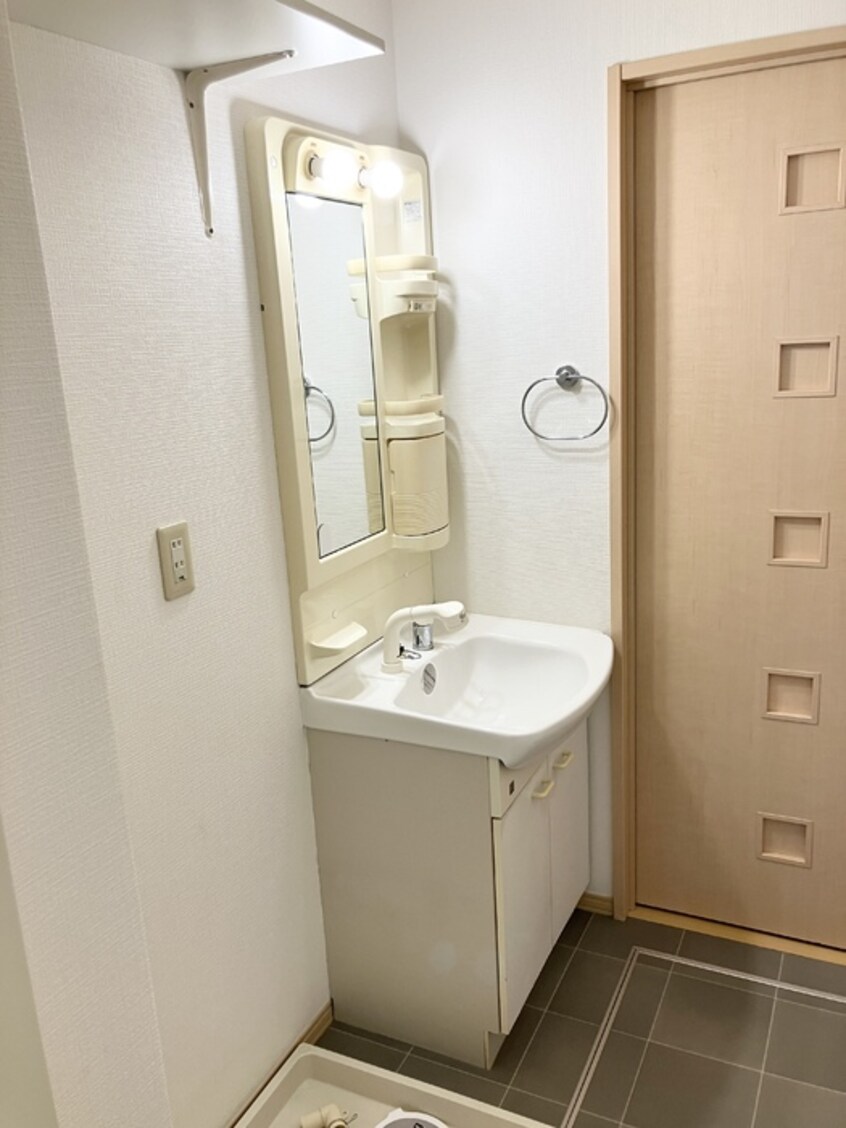  エル･プラティア　Ｂ棟