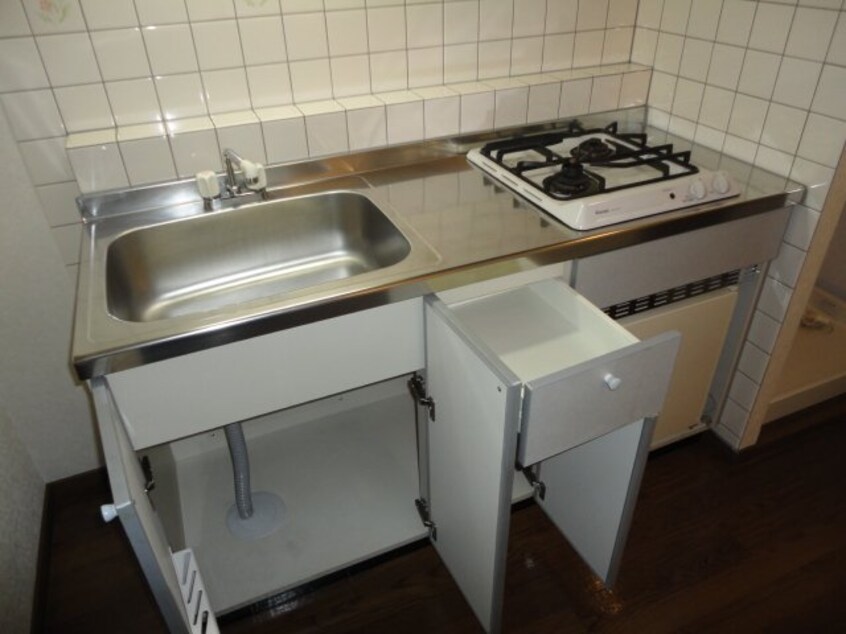 キッチン セゾンしおひⅡ