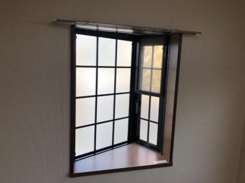 出窓 エスポワール