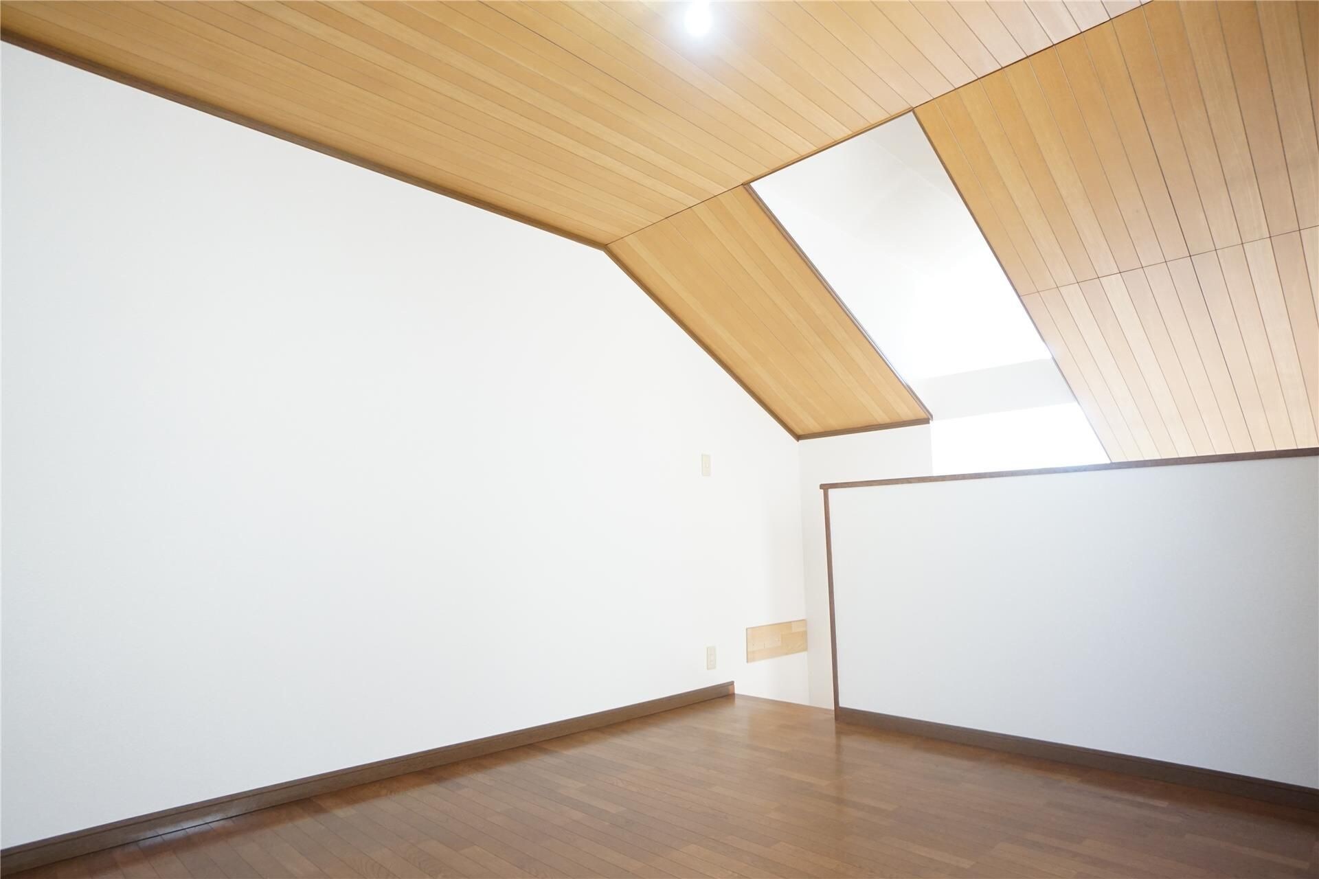  鳥羽タウンハウスＡ