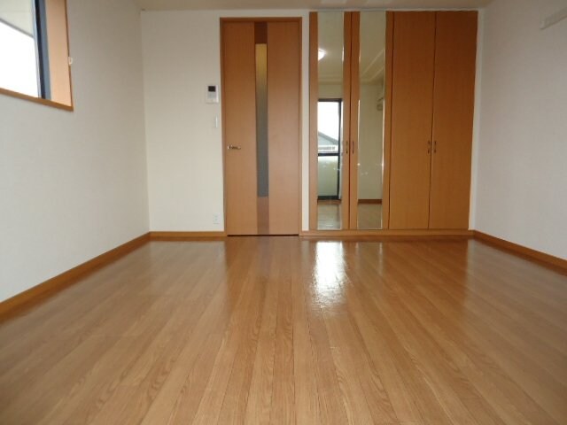 洋室 ルナ・アルカディア参番館