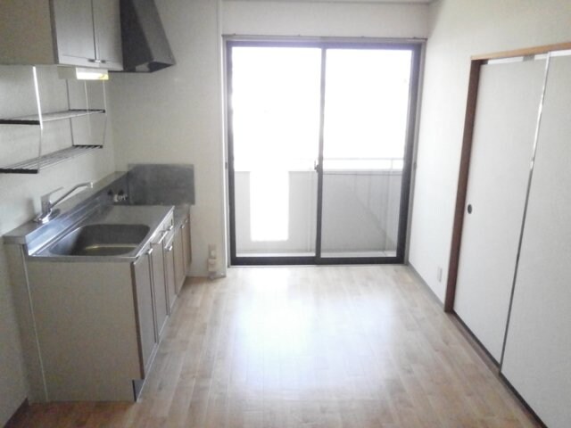  サリネージュ山手　Ｅ棟