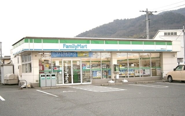 ファミリーマート　倉敷南広江店まで350m ラヴィベールアイ　Ⅰ