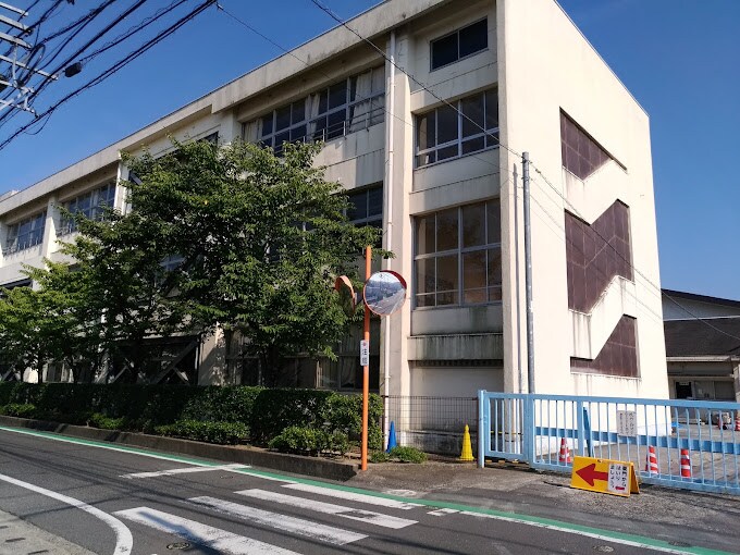 倉敷市立庄小学校 1165m フォーバス　I
