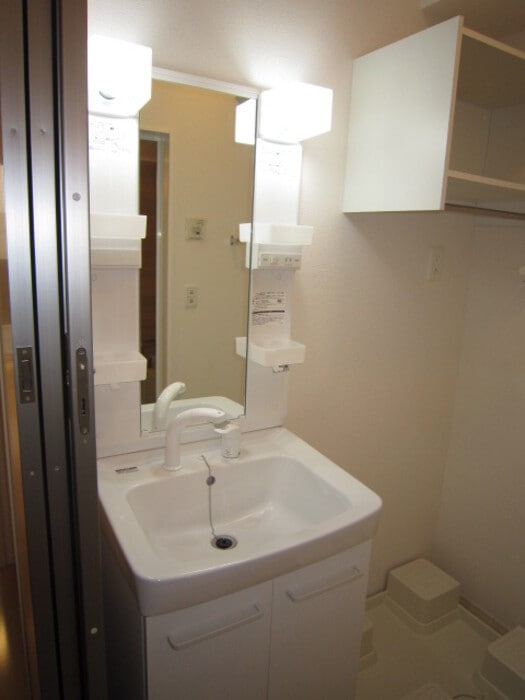  レイ　ヴェレーナ