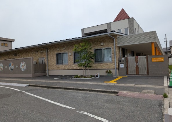 琴浦中認定こども園(幼稚園/保育園)まで767m アヤソフィア