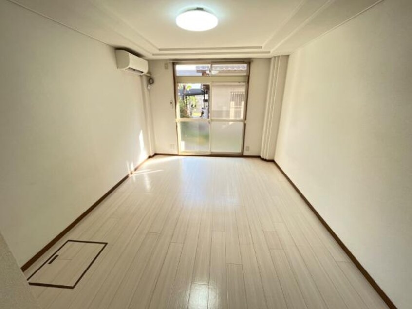 洋室 山陽本線（中国）/庭瀬駅 徒歩17分 1階 築28年