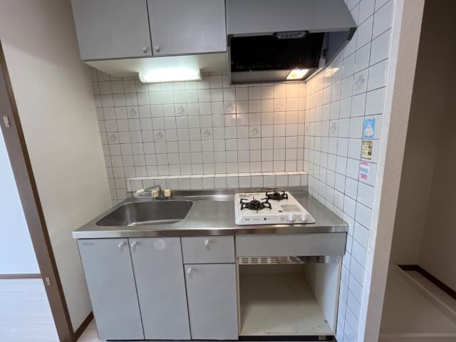 キッチン 山陽本線（中国）/庭瀬駅 徒歩17分 1階 築28年