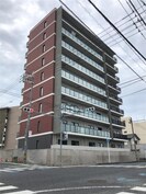 S place bld.の外観