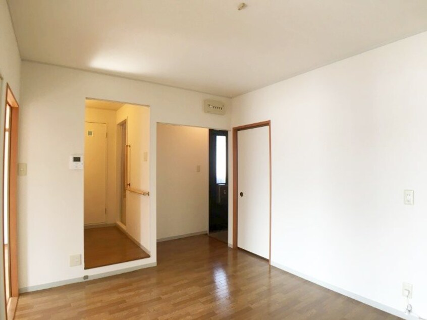  アンソレイユ尾﨑　A棟