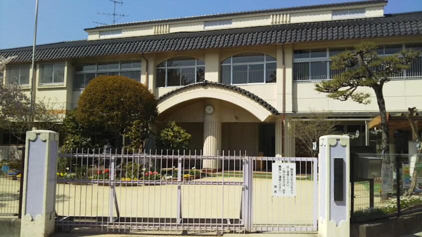 総社市立総社幼稚園(幼稚園/保育園)まで2574m キッコウハイネスB