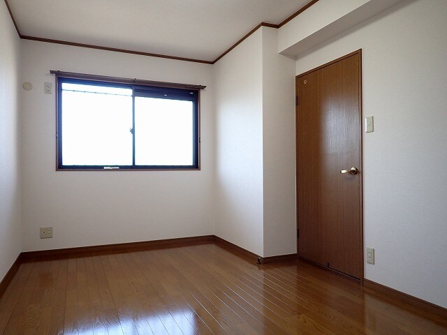  ラ・メゾン　ジョワイユーズ