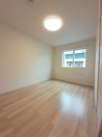  ニュー・エンブレムＢ