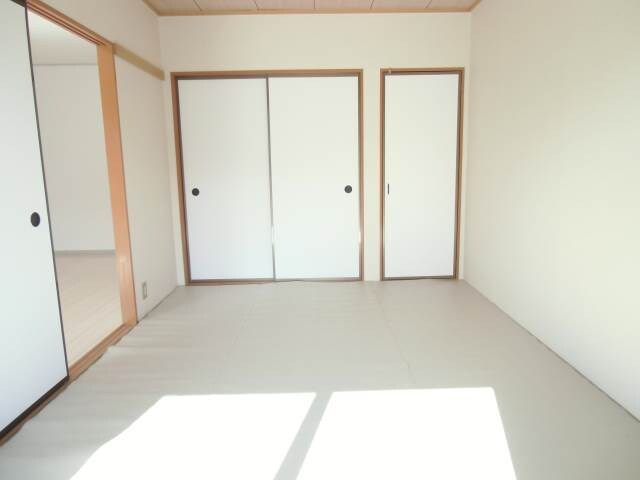  エステート西中　A棟