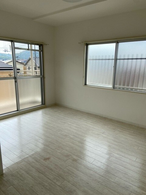  サンシティーフジ