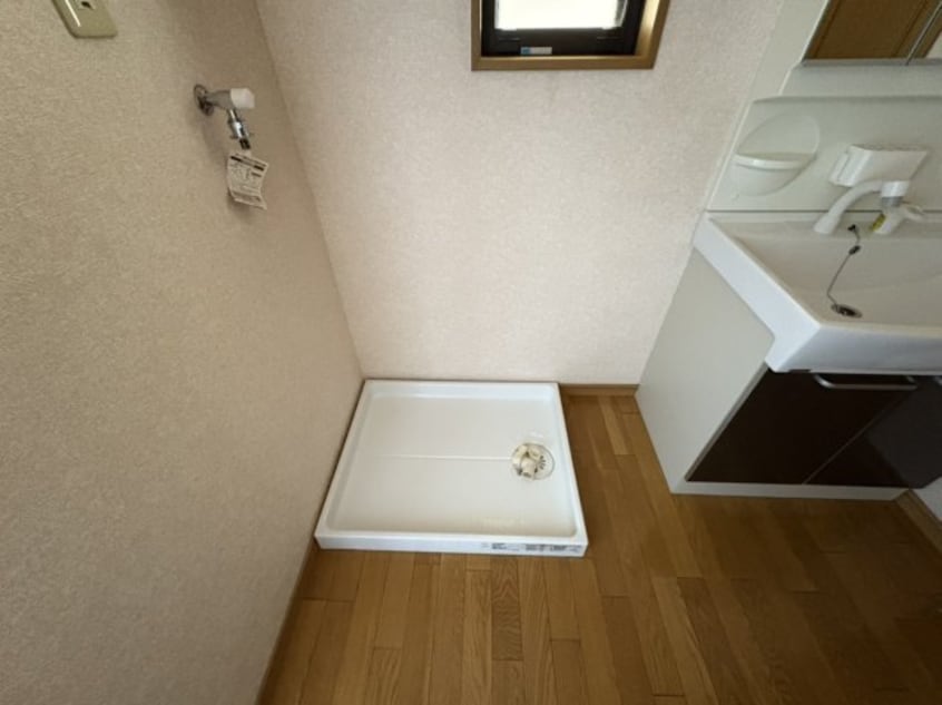  エフジービービル