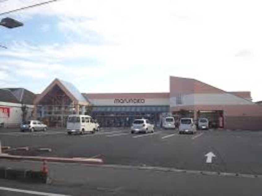 マルナカ 庭瀬店(スーパー)まで1485m ラディッシュタウン撫川　壱番館