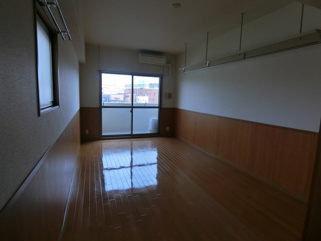  フォレスタ川崎医大西