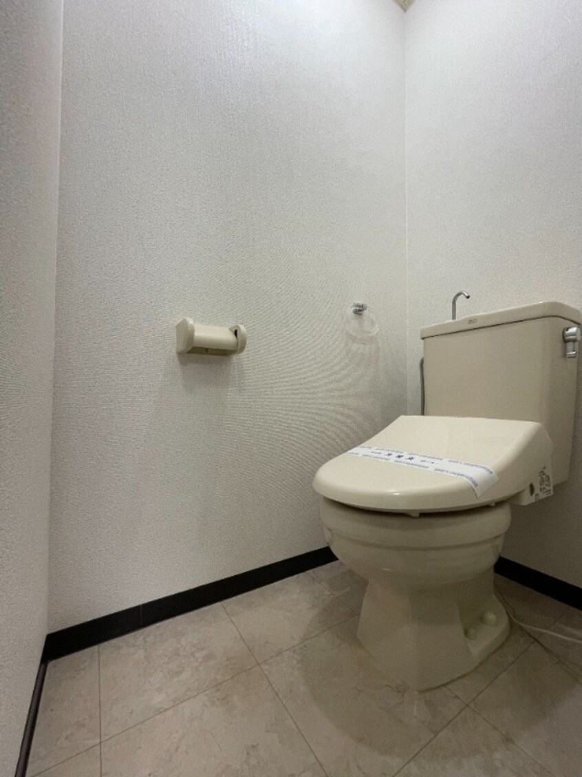  アパートメント明石　B