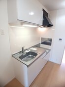  グローリー　ブナン