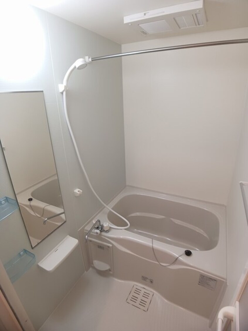  グローリー　ブナン