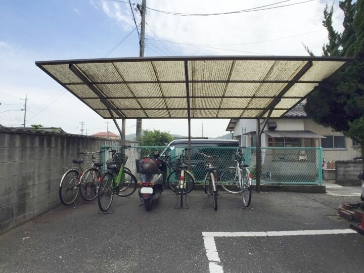  シティハイム吉岡B棟