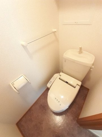  メゾン　オーブＡ