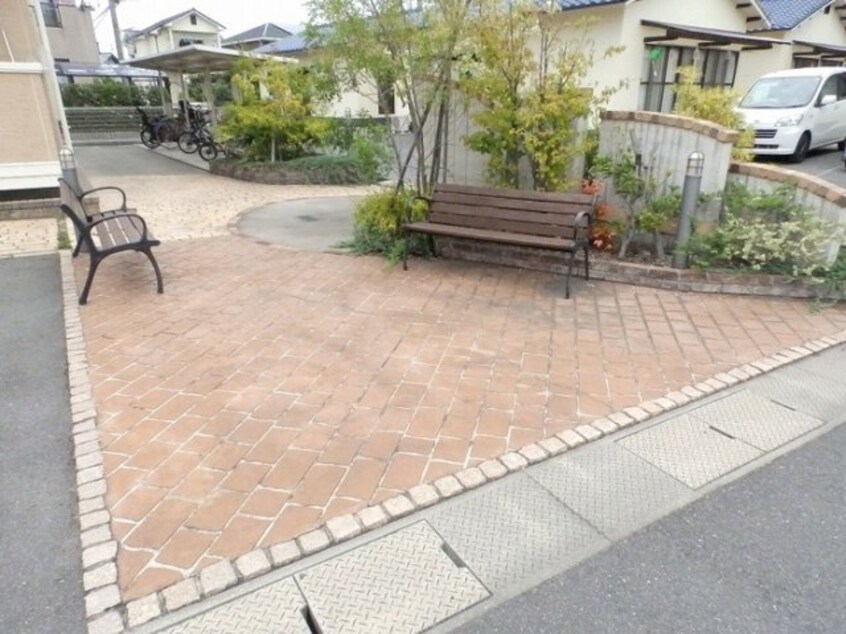  プランク・ラヴィーン　Ａ棟