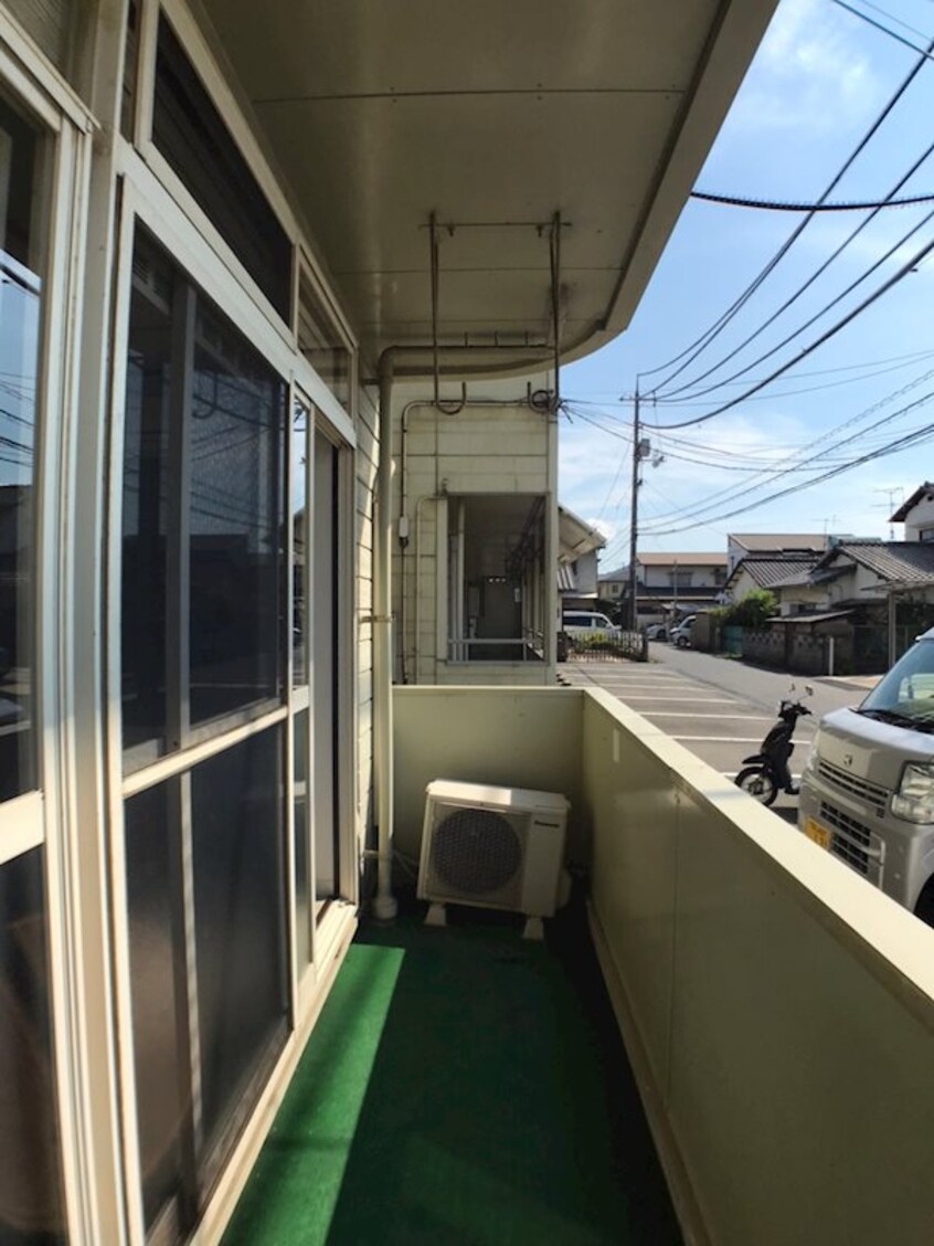  吉岡マンションＤ棟