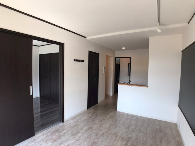  吉岡マンションＤ棟