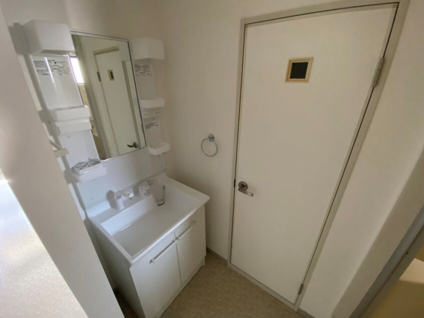  アザリア　ハイタウンC