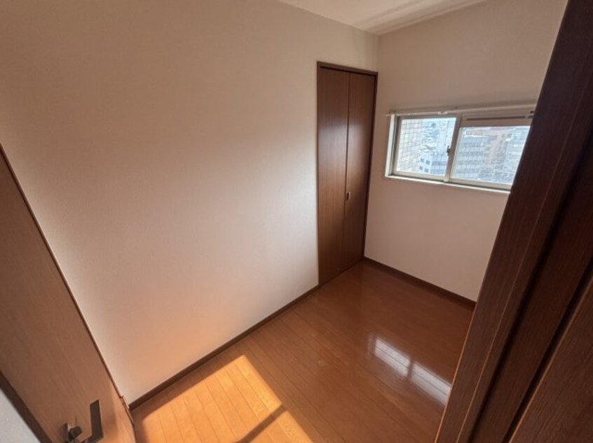  ロイヤルガーデン老松町