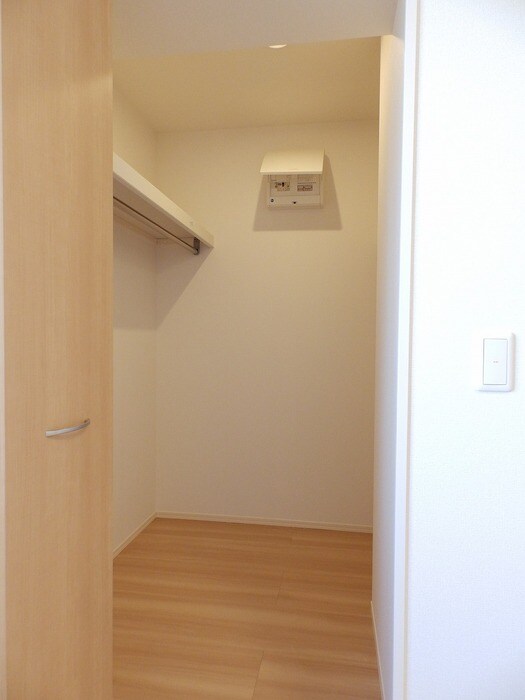  シャイン クレヴィアB棟