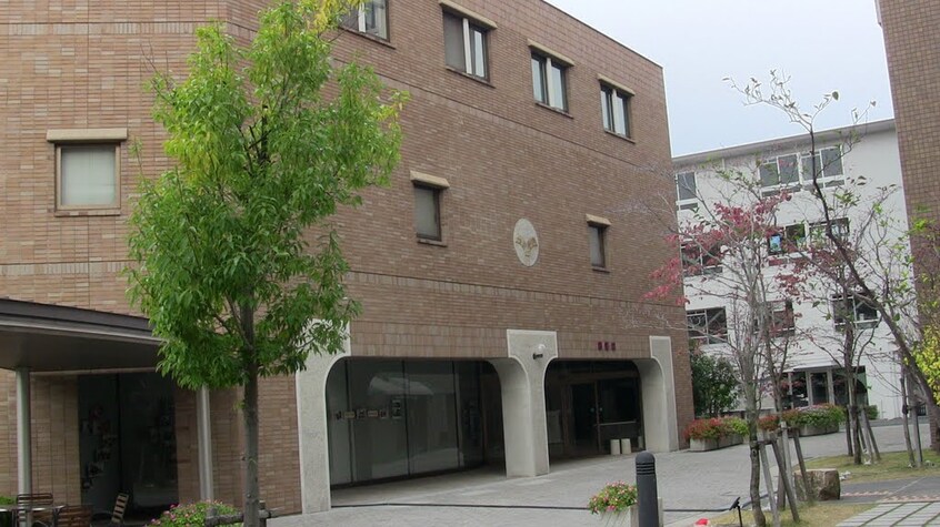 中国学園図書館中国学園大学図書館中国短期大学図書館(図書館)まで73m パステル庭瀬　Ｂ棟