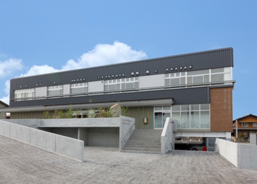 岡山市立 吉備公民館まで657m パステル庭瀬　Ｂ棟