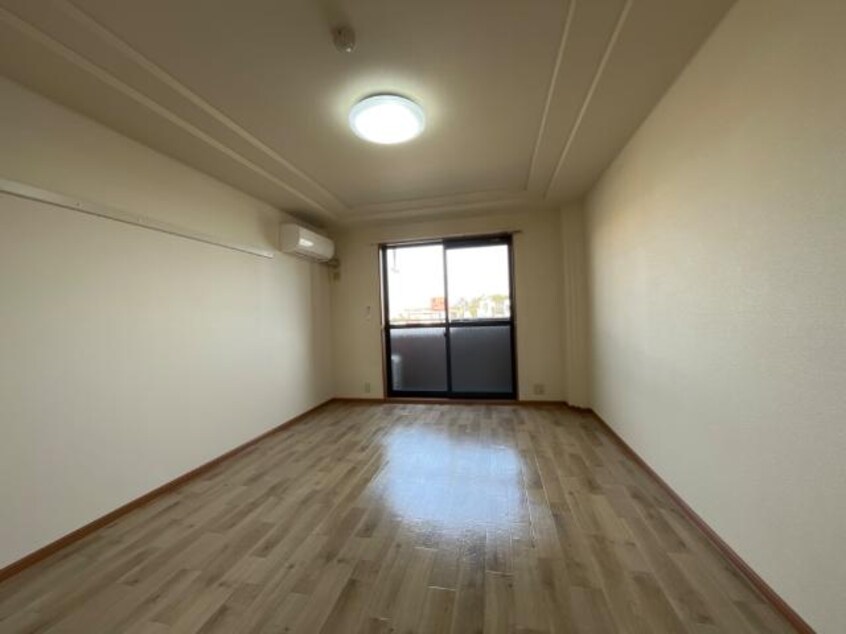 室内 カントリードール