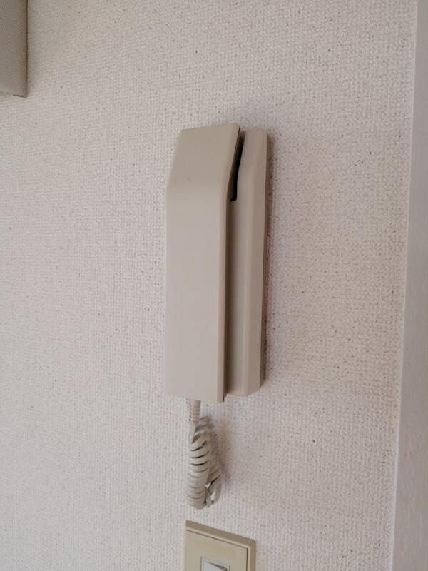  G-Box