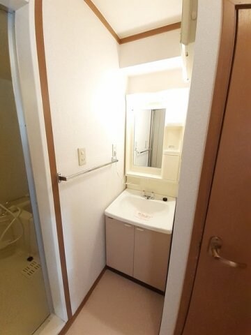  クレストハイムＤ