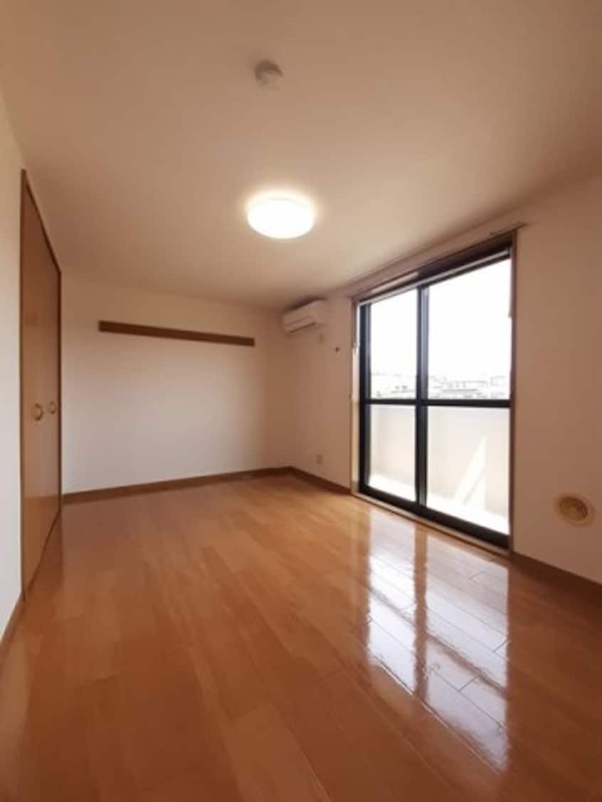  ミレニアムハイツ