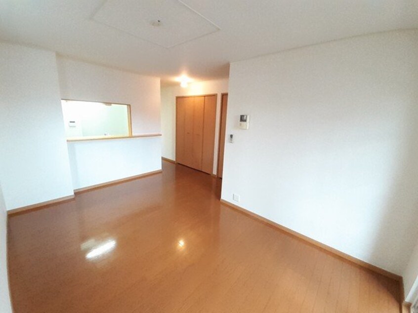  スクエア・レジデンスＢ