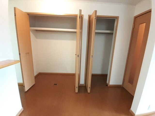  スクエア・レジデンスＢ